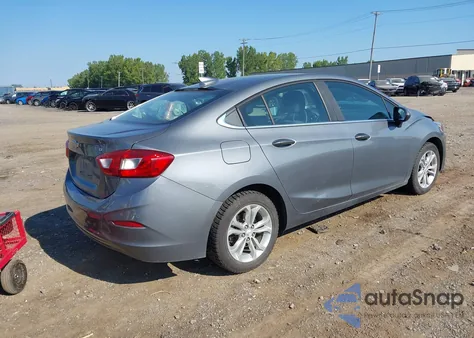 2019 Chevrolet Cruze Lt z USA, uszkodzony, nr VIN 1G1BE5SM6K7122212